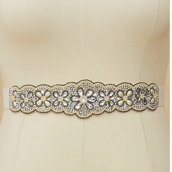 Torrid rhinestone pearl beaded bridal belt nwt - Picture 2 of 4